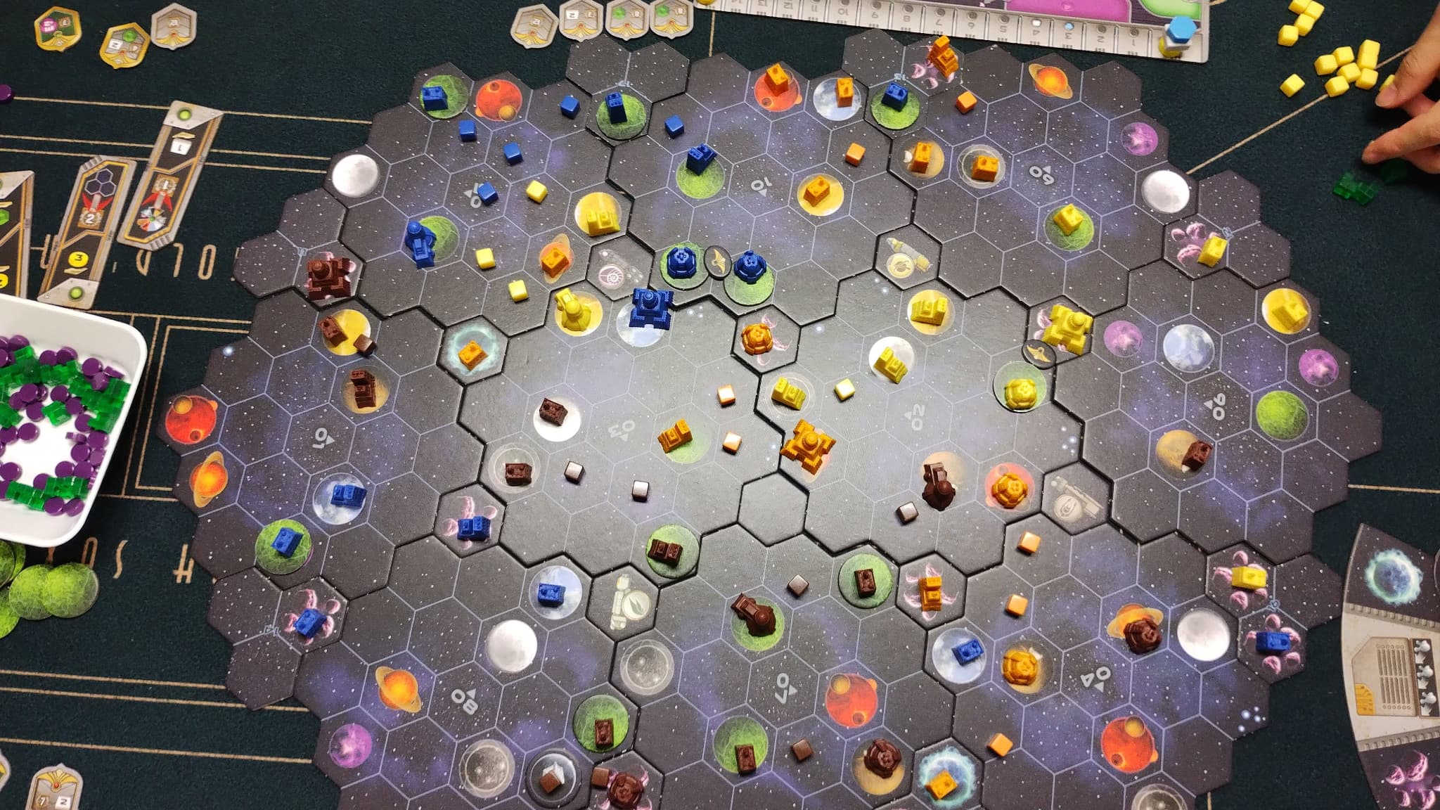 大阪大学ボードゲーム研究会 の宣伝画像 1枚目